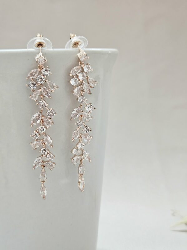 Luxurious Rose Gold Chandelier Earrings – AERC6