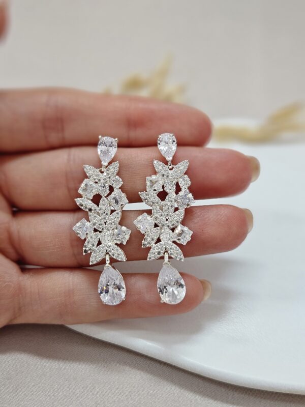 Bridal Drop Stud Earrings – AESP29