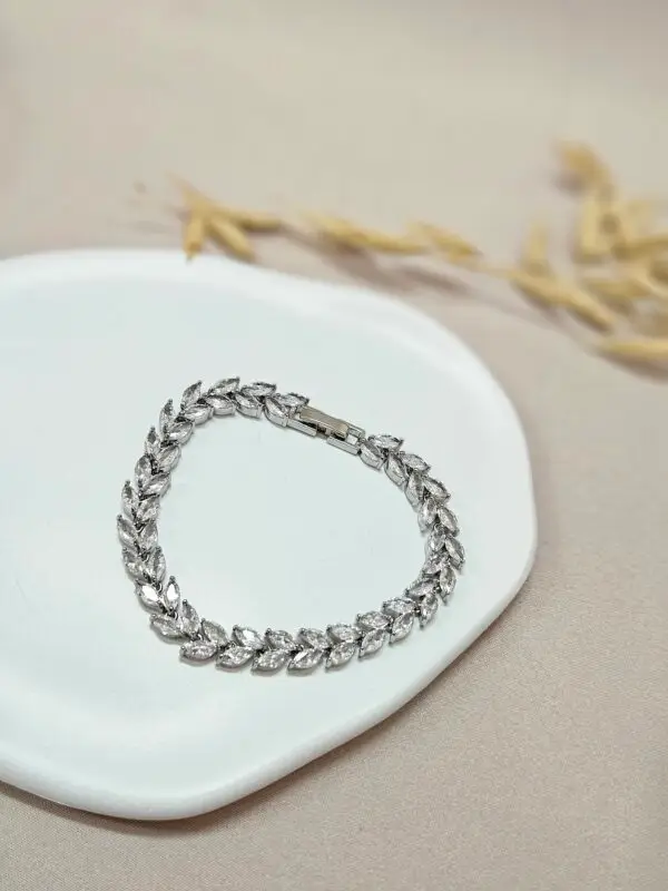 Monica Bracelet – Leave Silver Crystal Bracelet ABSC11
