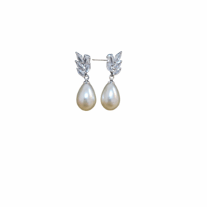 Classic Pearl Drop Earrings - AESP15