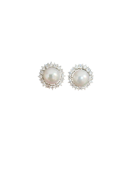 Stunning Stud Pearl Earrings - AESP22