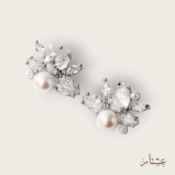 Delicate Pearl Crystal Stud EarringsAESP51
