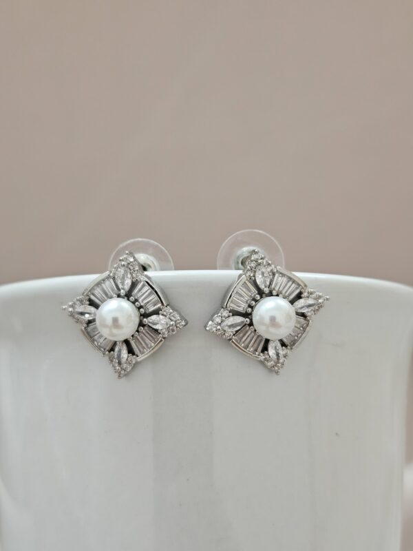 Square Stud Crystal Pearl Earrings – AESP8