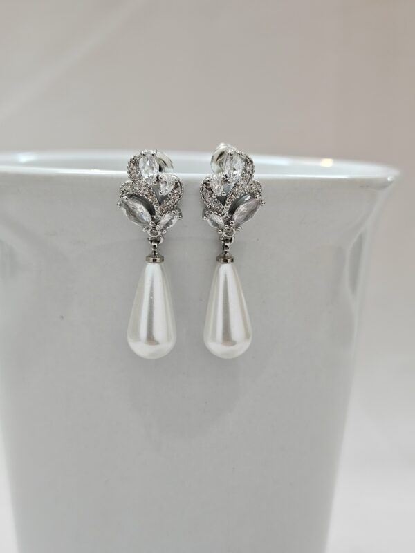 Pearl Drop Vintage Silver Earrings – AERP2