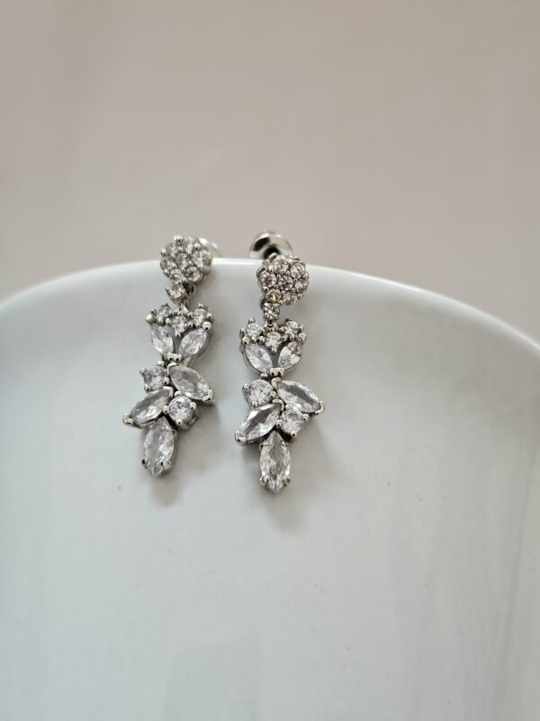 Drop Vintage Crystal Earrings – AESC38