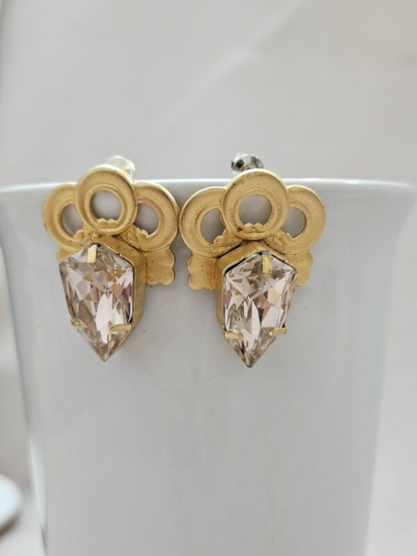 Gold Stud Lush Pink Swarovski Earrings – AEGP1