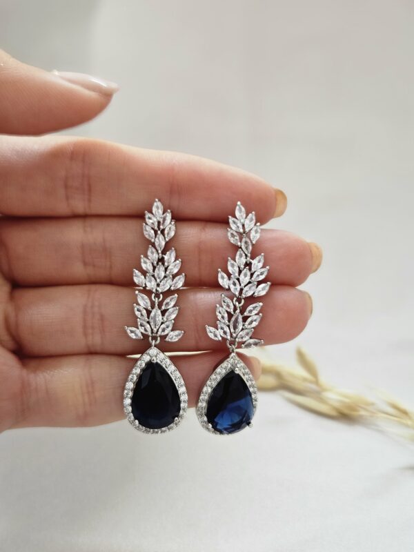 Chandelier Dark Blue Drop Crystal Earrings – AESB1