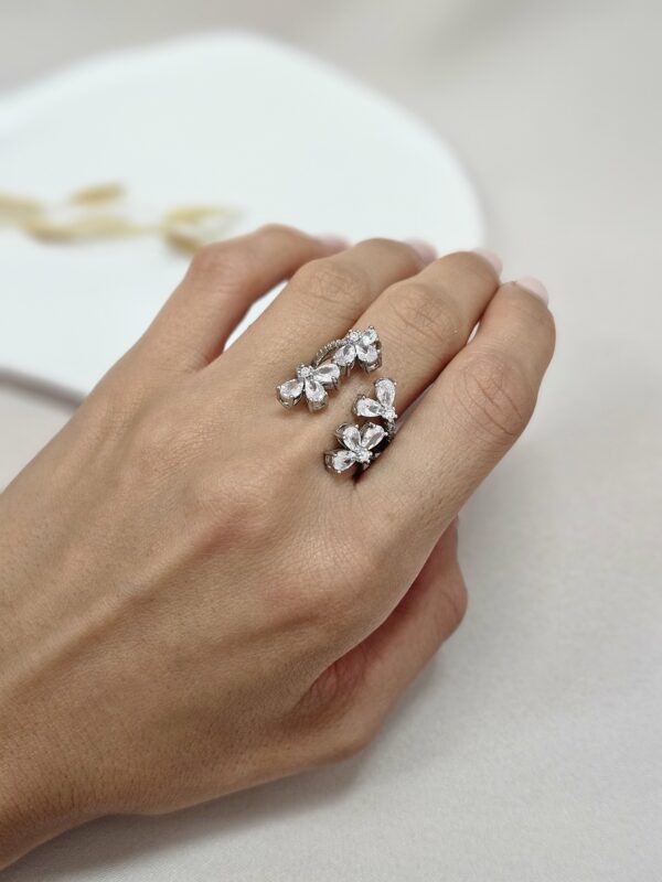 Statement Floral Open Cuff Crystal Ring – AESC30
