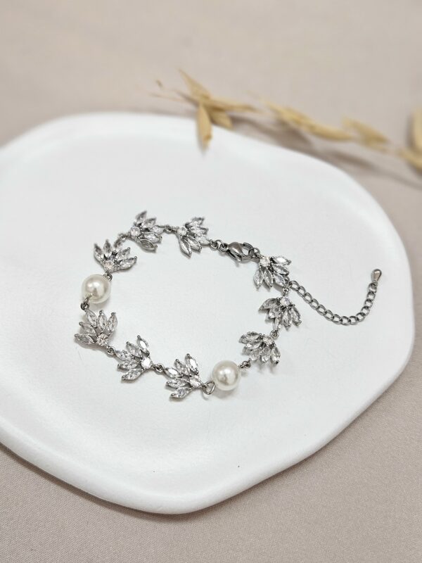 Adjustable Crystal Pearl Chain Bracelet – ABSP2